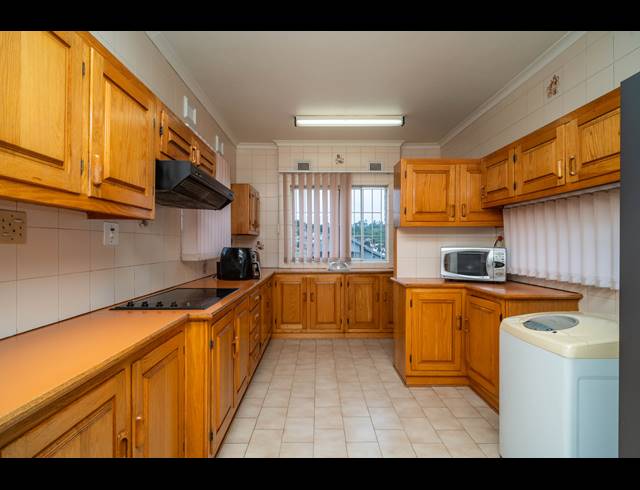 4 BEDROOM HOUSE SOLD IN PARLOCK
